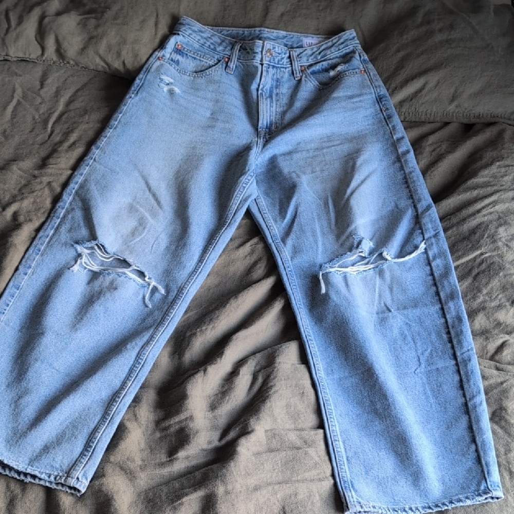 Gap Curvy Barrel High Rise Jean